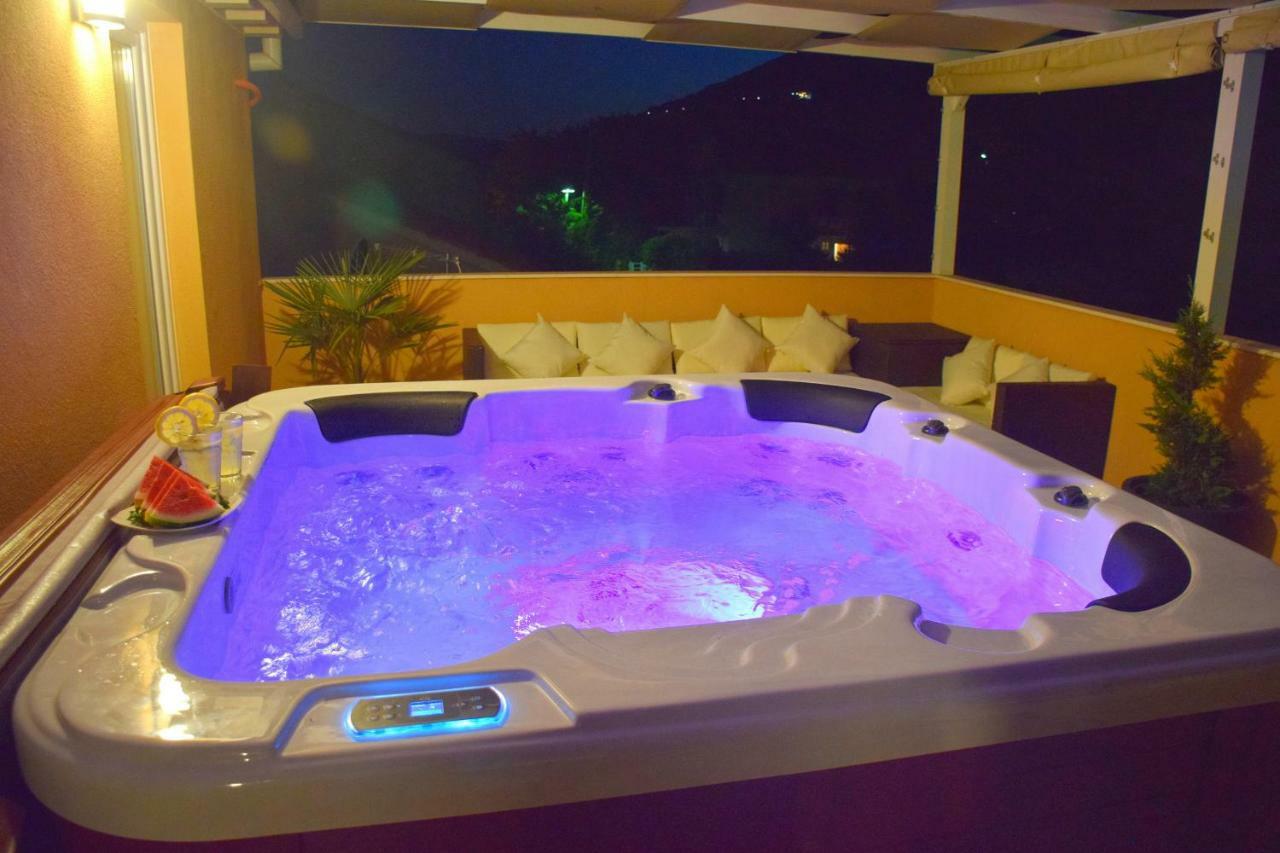 Luxury Penthouse With Jacuzzi In 奥瑞比克 外观 照片